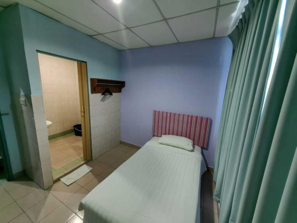 Century Hotel Inanam Kota Kinabalu Extérieur photo