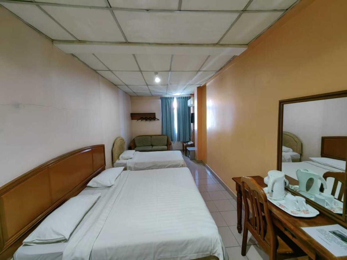Century Hotel Inanam Kota Kinabalu Extérieur photo