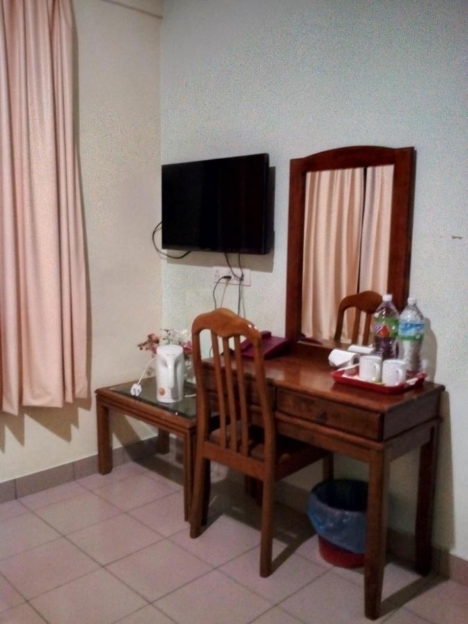 Century Hotel Inanam Kota Kinabalu Extérieur photo