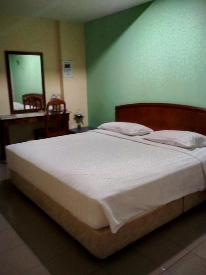 Century Hotel Inanam Kota Kinabalu Extérieur photo