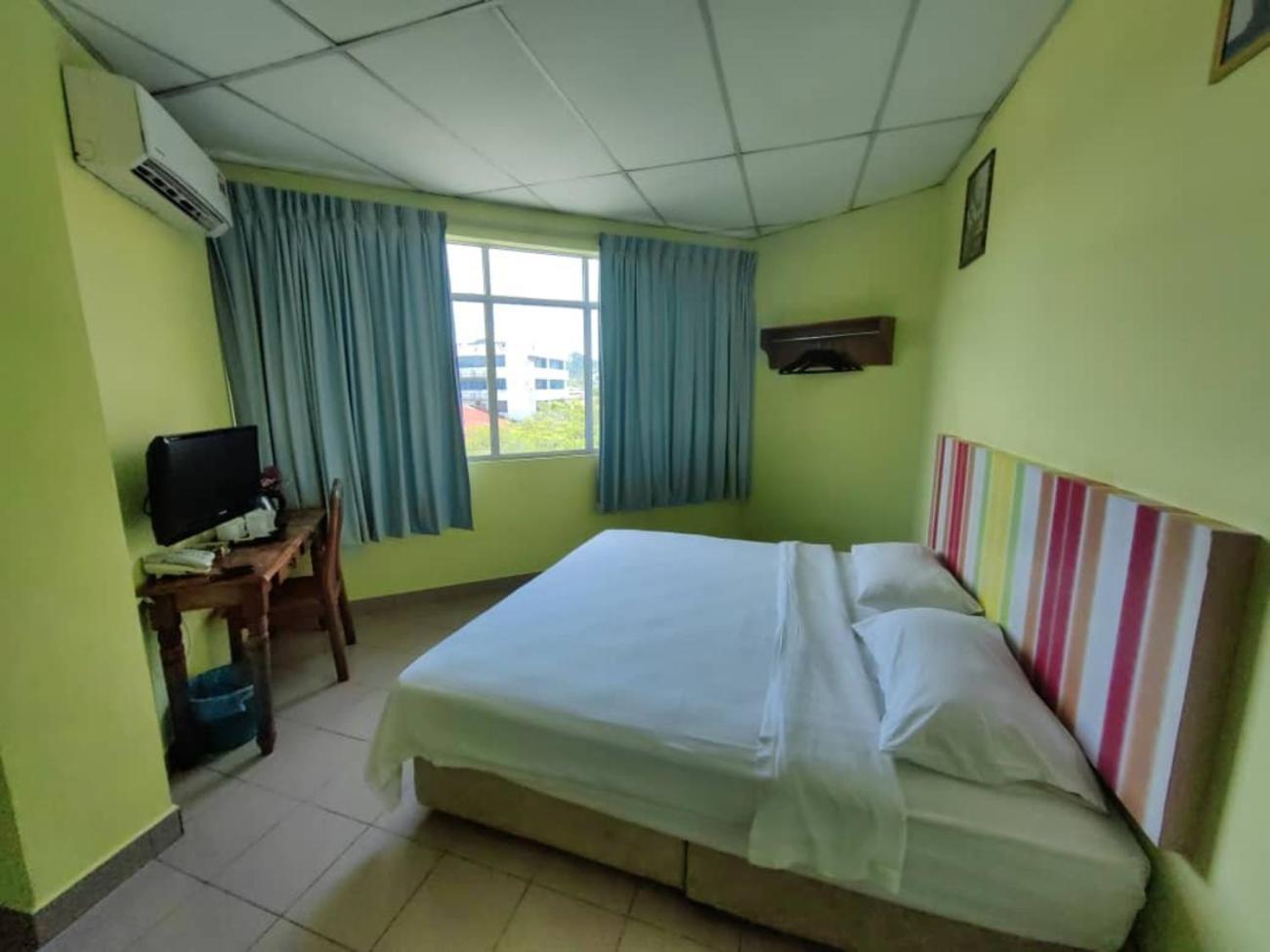 Century Hotel Inanam Kota Kinabalu Extérieur photo