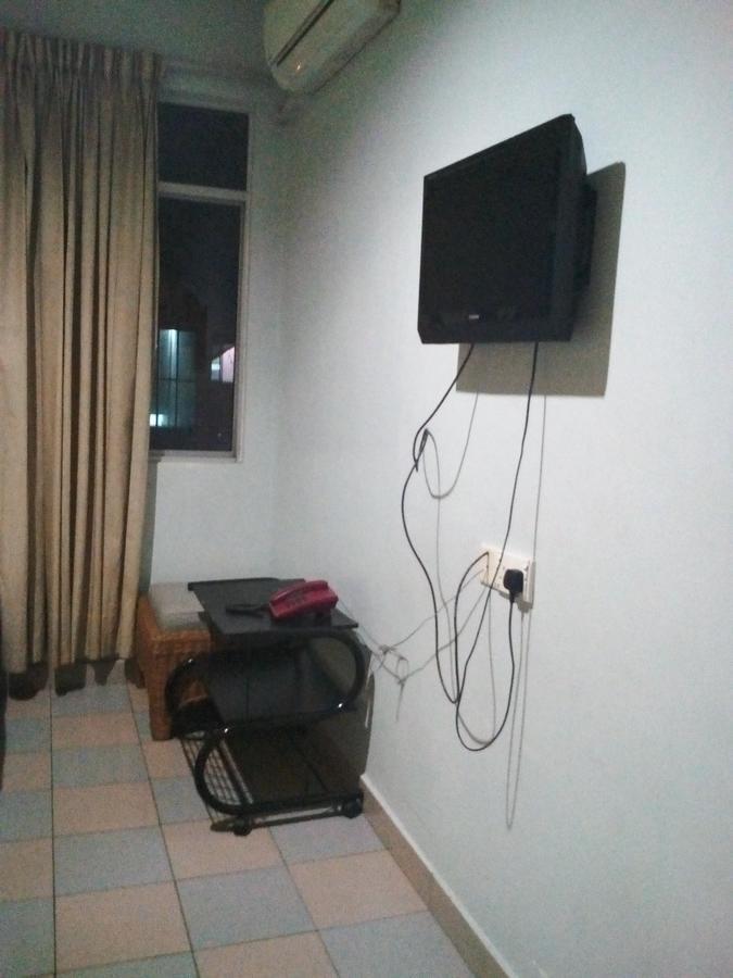 Century Hotel Inanam Kota Kinabalu Extérieur photo