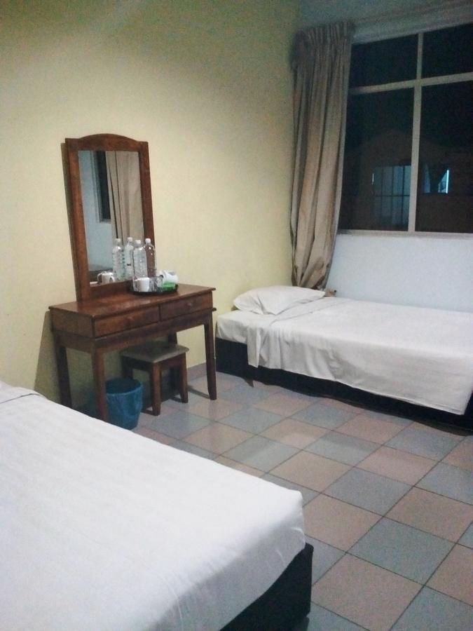 Century Hotel Inanam Kota Kinabalu Extérieur photo